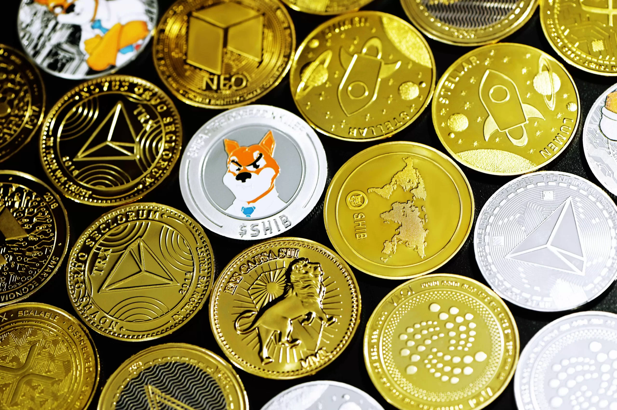 Coin crypto cins and Shiba Inu token for the Meme Coins April